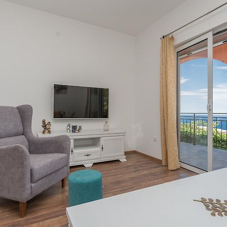 Apartments Natasa Свети-Стефан Экстерьер фото
